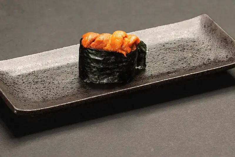 晶の雲丹の軍艦巻き